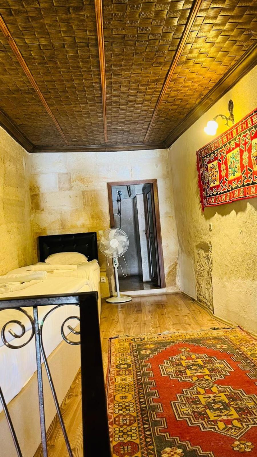 Hotel Avlu Cave House Göreme Exterior foto